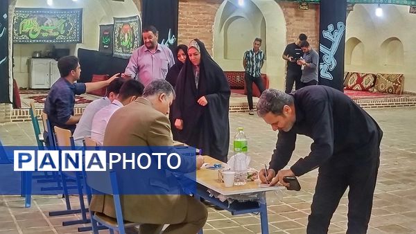 حضور پرشور مردم‌ اشتهارد برای دومین بار در پای صندوق‌های رأی