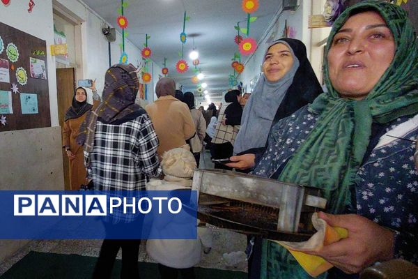 جشن ولادت بانوی دو عالم در دبستان وحیدکیهانی 