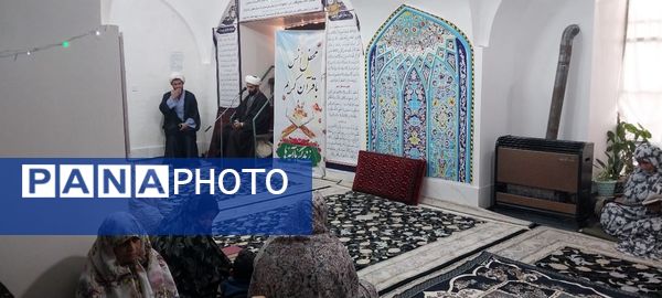 بانوان فدافن  زمزمه‌های ایمان در خلوت نورانی اعتکاف مسجد جامع