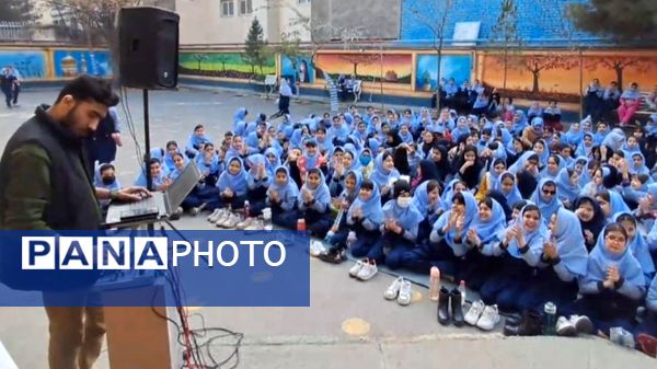 جشن میلاد‌ با‌سعادت حضرت فاطمه زهرا (س) در دبستان دخترانه فرهنگیان۲