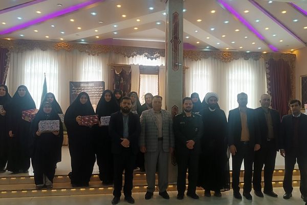 مراسم تجلیل و تقدیر از مربیان بخش پرورشی و تربیتی آموزش و پرورش نیشابور 