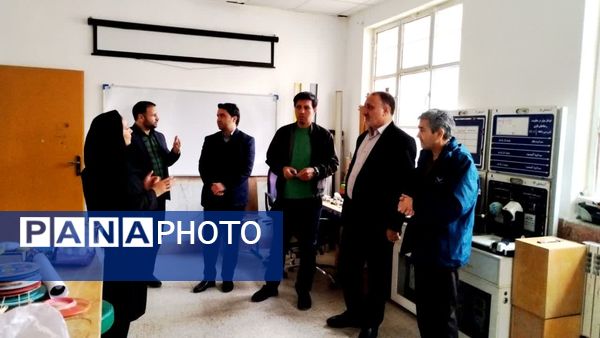 نمایشگاه  دستاوردهای علمی و تحقیقاتی دانش‌آموزان کلات