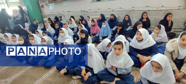 جشن ولادت حضرت فاطمه زهرا (س) و روز مادر در دبستان شهید احمد خاقانی شهرستان شیروان