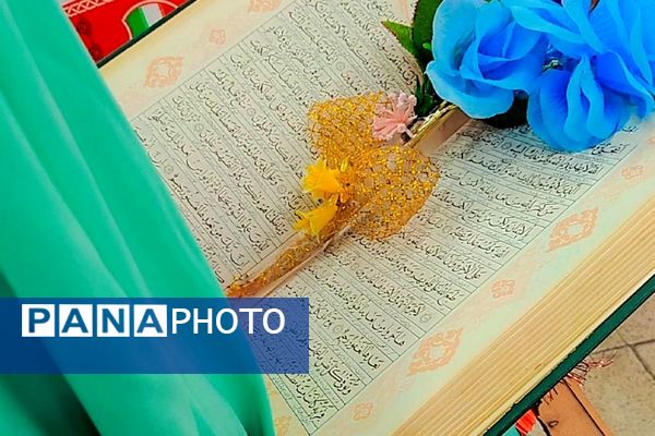 مراسم «لاله‌های روشن» در دبستان دکتر کیهانی 