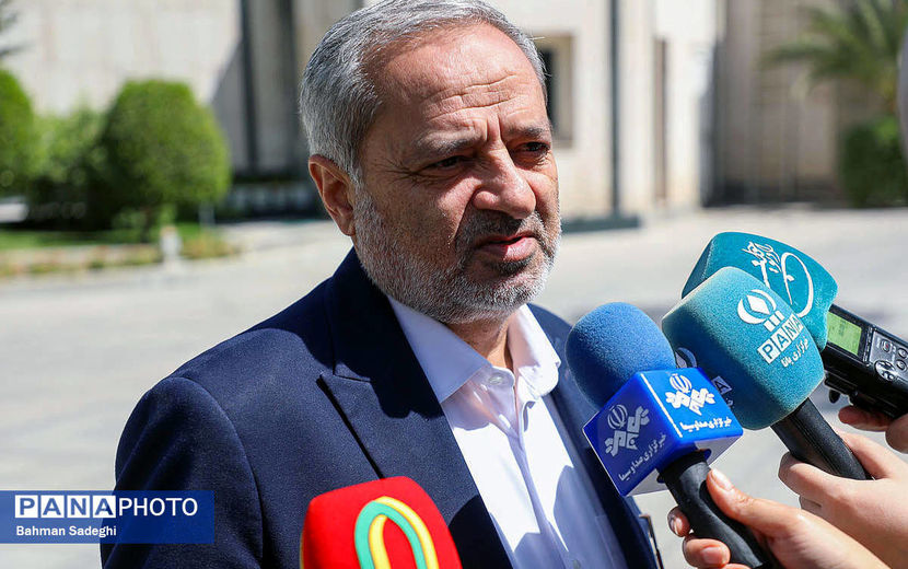 توزیع شیر در مدارس بدون هیچ مشکلی در حال انجام است/ ارتقای شبکه شاد در دستور کار است