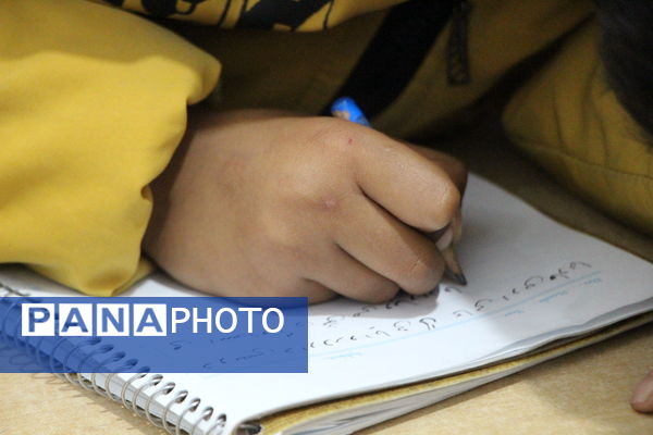 روشنگریِ جهادی؛ جهادِ آموزشیِ معلمان در مدارس یزد