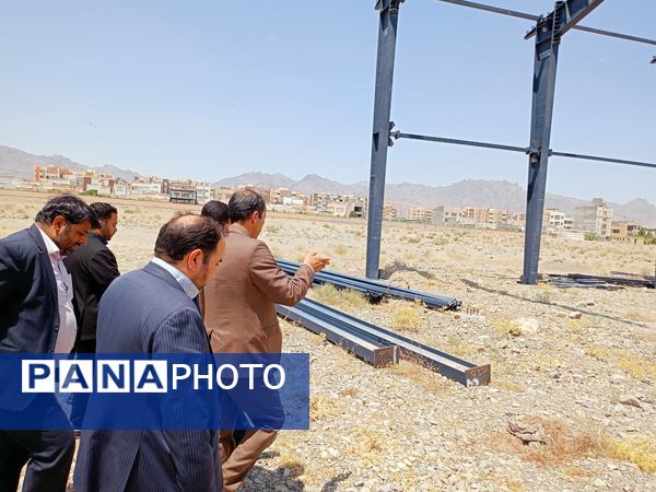 بازدید معاون تربیت بدنی و سلامت وزارت آموزش و پرورش از پروژه استخر دانش‌آموزی کاشمر 
