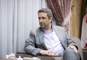 طباطبایی: انداختن هزینه تکرار تجربه‌های ناموفق به گردن دولت و ‎رئیس جمهور نادرست است