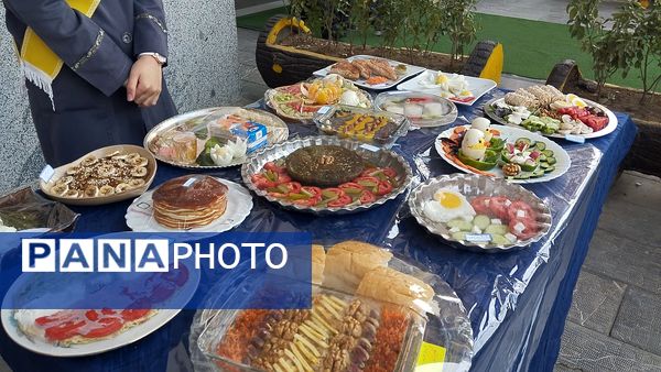 هفته سلامت روان در مدرسه هوشیار ناحیه ۱ مشهد 
