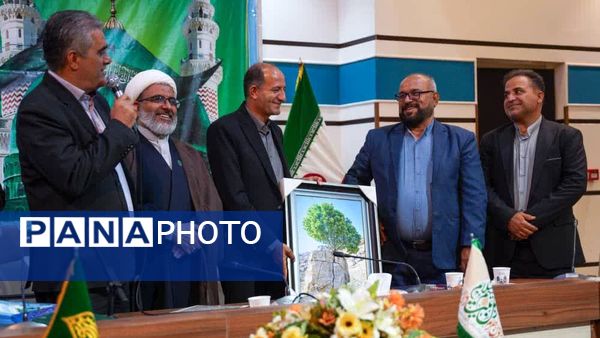  اختتامیه همایش بین‌المللی شعر پیامبر اعظم (ص) در شیراز