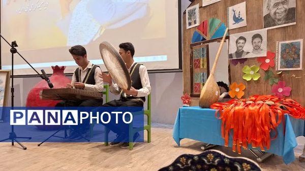 آیین تجلیل از برگزیدگان مسابقات قرآن، عترت، نماز و فرهنگی و هنری در بجستان