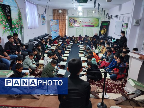 محفل انس با قرآن همزمان با هفته قرآن، عترت، نماز در شهرستان خلیل آباد 