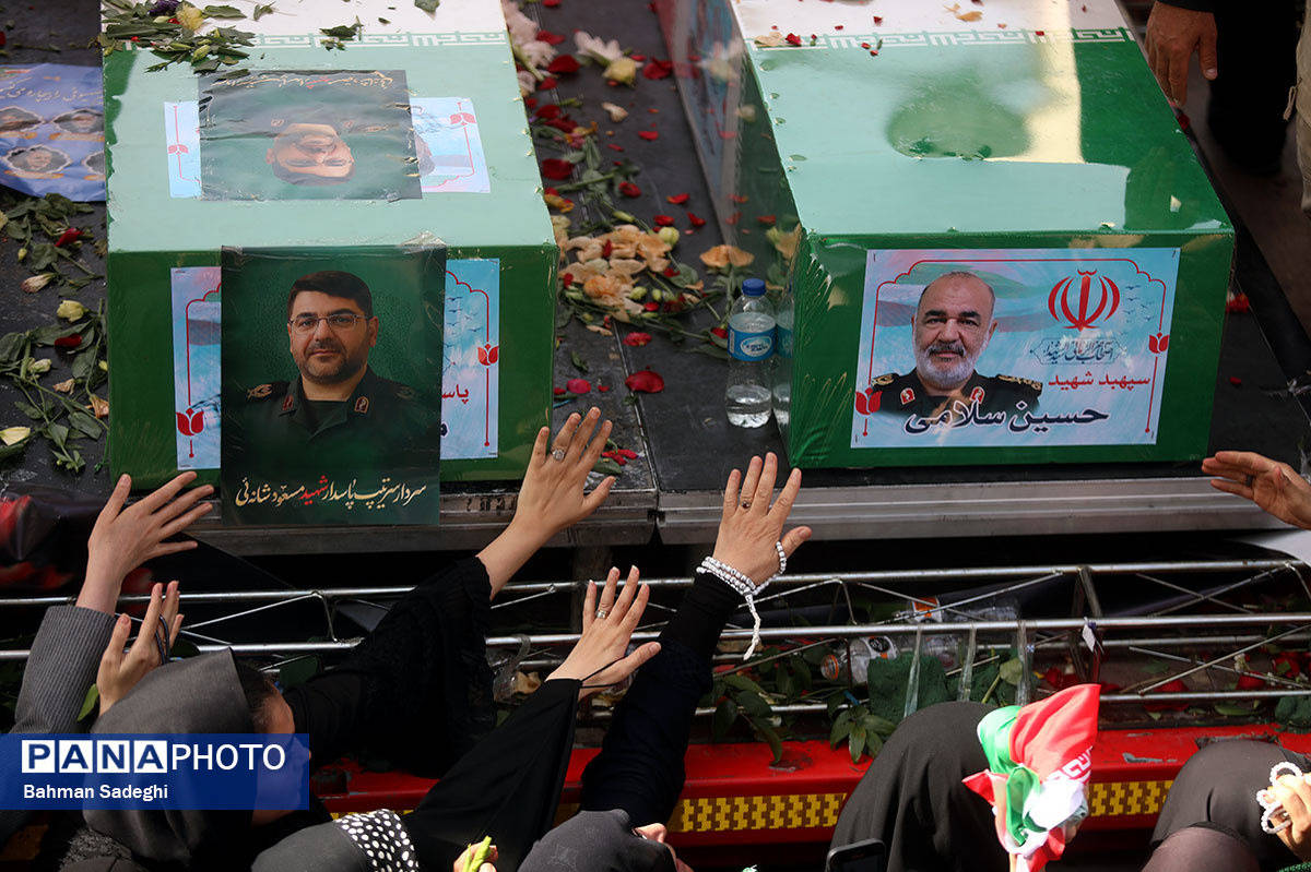 دختر شهید سلامی: ترور شبانه فرماندهان و دانشمندان نشانه عجز و درماندگی دشمنان است