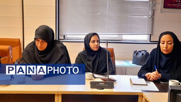 برگزاری دومین نشست کارگروه دختران نوجوان و جوان در استانداری البرز 
