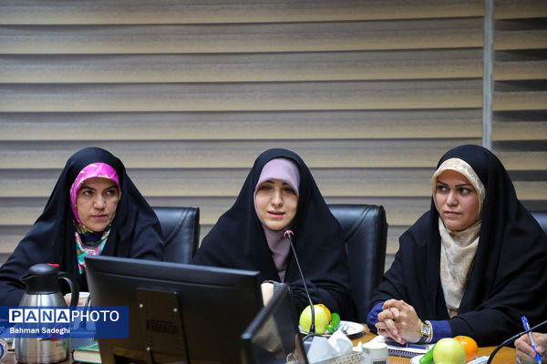 نشست صمیمی وزیر آموزش و پرورش با اعضای فراکسیون زنان مجلس شورای اسلامی