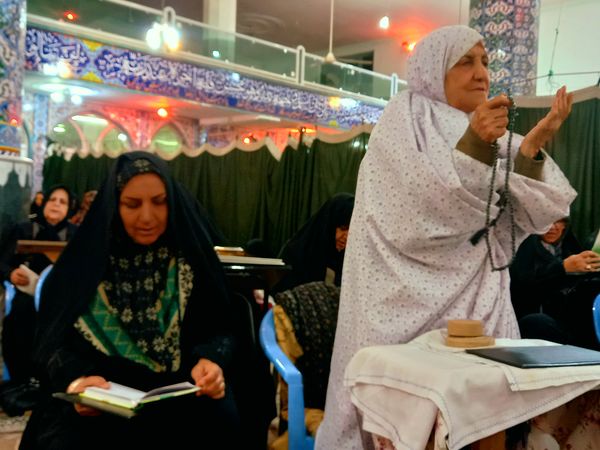 آیین معنوی شب قدر در نجف آباد
