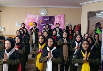 روز زن، جشن میلاد حضرت زهرا(س) در دبیرستان تربیت