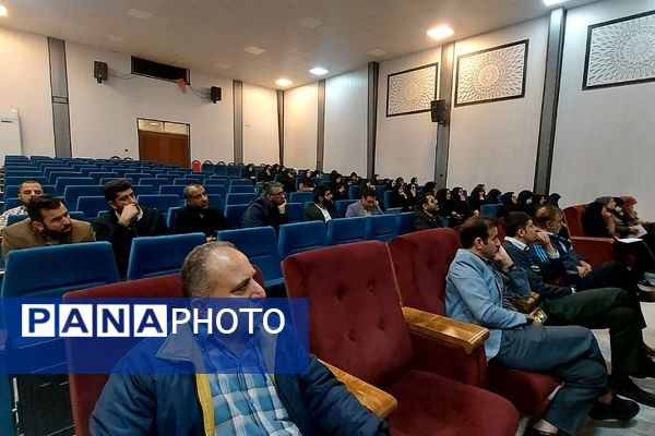 برگزاری دوره آموزشی «تربیت مربی سازمان دانش‌آموزی» در کهریزک 