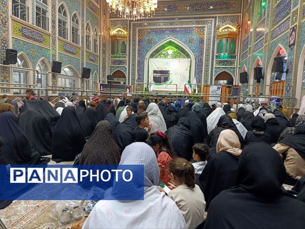قرائت دعای پر فیض روز عرفه در تکیه ابوالفضلی نیشابور