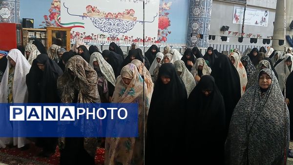 اقامه نماز جمعه همزمان با روز خبرنگار