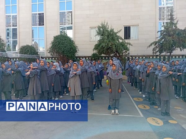 آماده سازی دانش آموزان پیشتاز برای جشن عاطفه ها