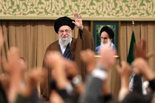 از شوق دیدار تا سرود عزت،روایت یک روز فراموش‌نشدنی