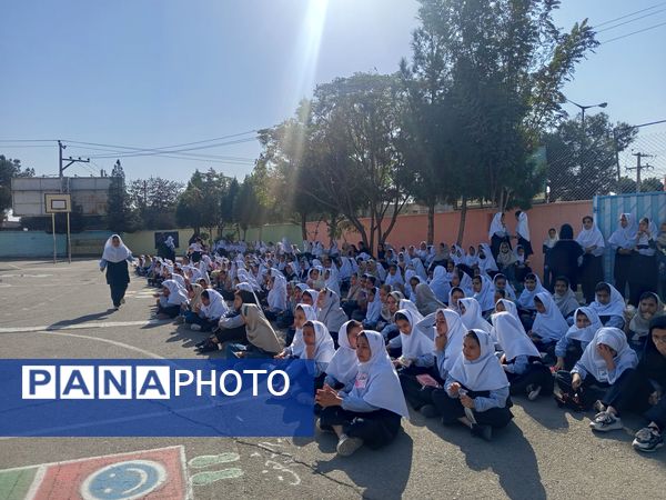 المپیاد درون مدرسه ای در دبستان سمیه