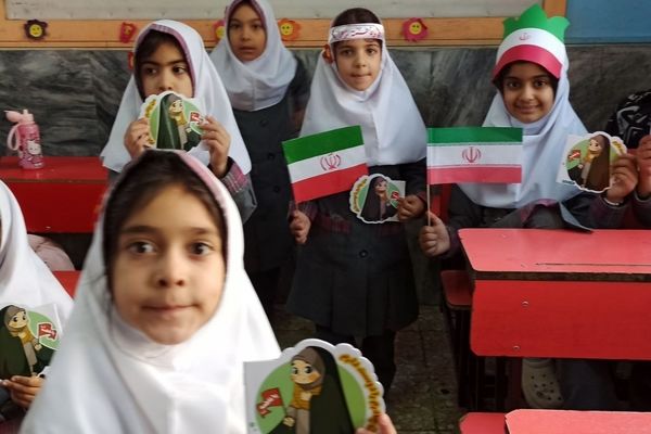 مراسم روز دانش آموز در دبستان دخترانه نرجس یک