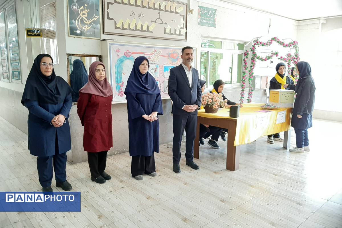 انتخابات انجمن ورزشی در دبیرستان پویش ناحیه ۳ شیراز