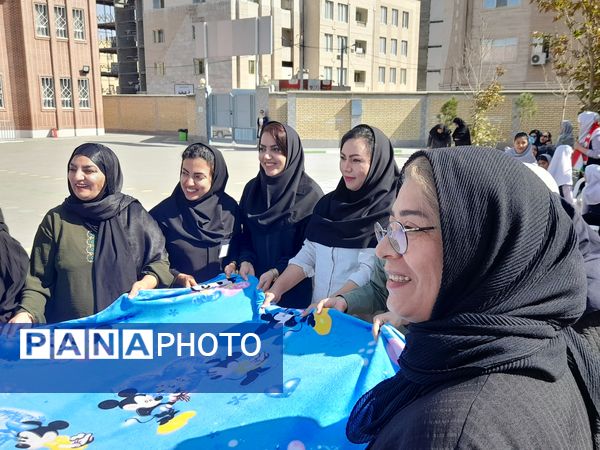 مسابقات خانوادگی در مدرسه پورشهریاری