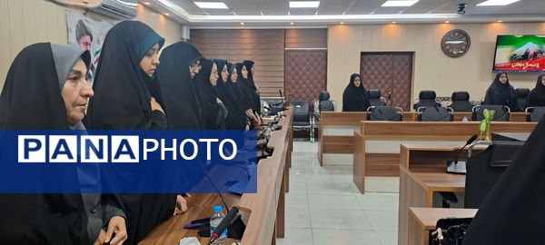 برگزاری کارگاه دانش‌افزایی دیدگاه امام خمینی (ره) به نقش سیاسی بانوان در خانواده و جامعه