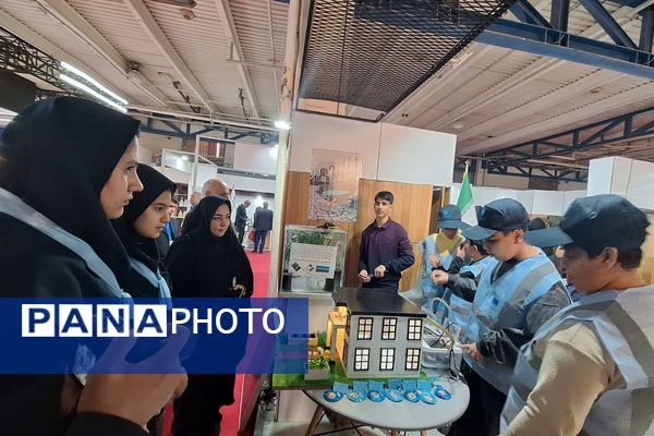 بازدید دانش‌آموزان مدرسه نمونه‌دولتی ارشاد از نمایشگاه صنعت آب تهران