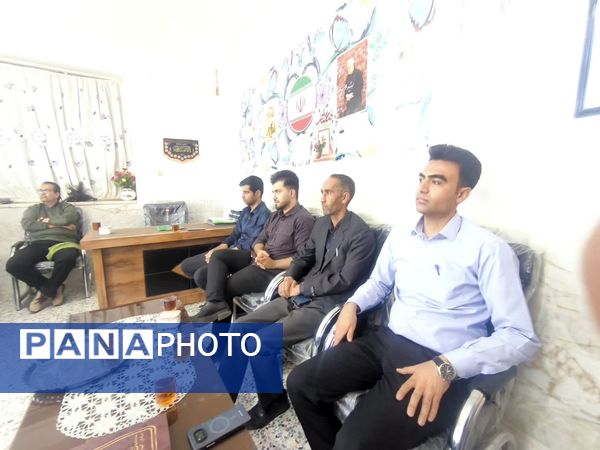 بازدید مسئولین آموزش و پرورش  از دبستان شهید پسندیده فدافن