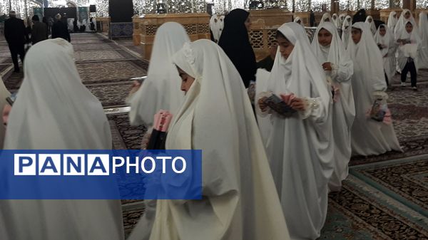 جشن «پروانه‌ها» و پرواز دختران نیایش در حرم رضوی