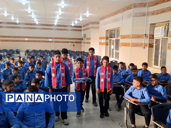 کارگاه معرفی سازمان دانش‌آموزی حاجی‌آباد