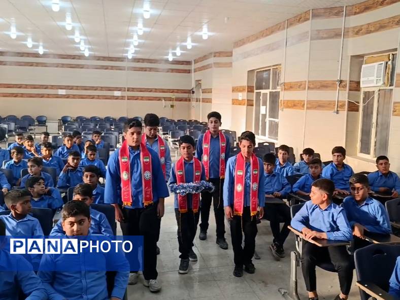 کارگاه معرفی سازمان دانش‌آموزی حاجی‌آباد