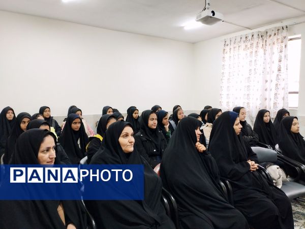 کارگاه هدایت تحصیلی در خلیل آباد