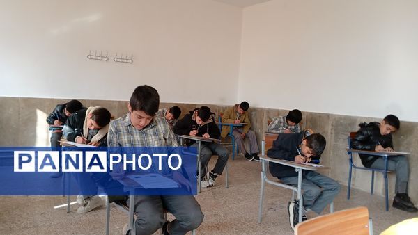 آغاز آزمون‌های نوبت اول در دبیرستان نمونه دولتی شهید حاج قاسم سلیمانی بن