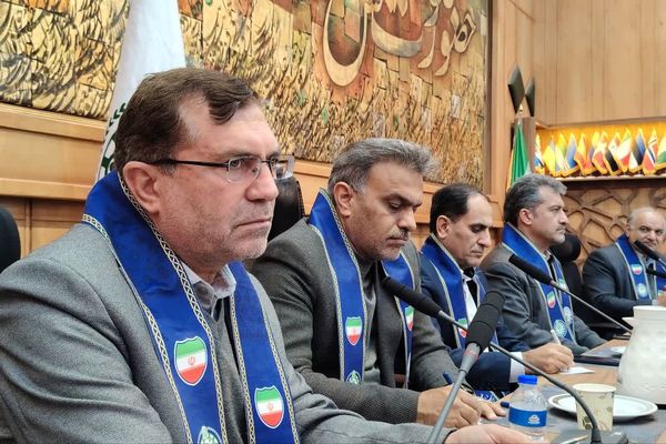 روز دوم نشست هم‌اندیشی مسئولین سازمان دانش‌آموزی استان فارس