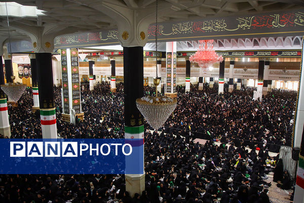 همایش شیرخوارگان حسینی در حرم بانوی کرامت