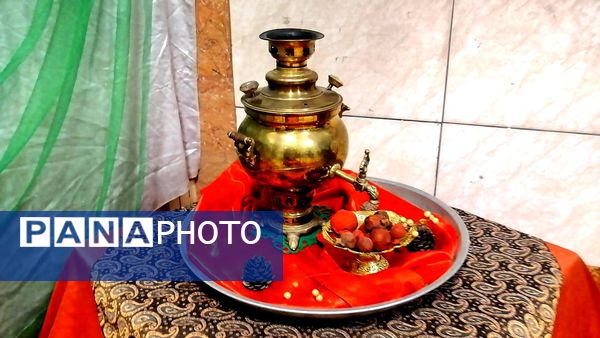 جشن یلدا در دبیرستان حضرت زینب(س) 