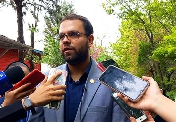 دانش‌آموزان باید خبرنگاری را راهی برای گره‌گشایی و حل مسائل کشور بدانند