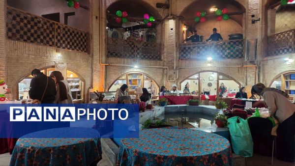 یلدا، بهانه‌ای برای گردهمایی در کنار اصالت ایرانی 