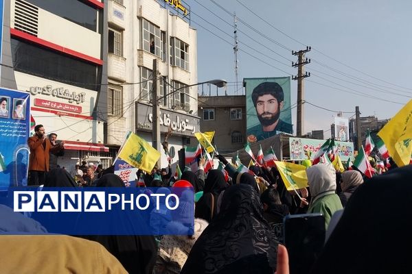 حماسه حضور مردم، فرهنگیان و دانش‌آموزان شهرستان قدس در راهپیمایی ۲۲ بهمن