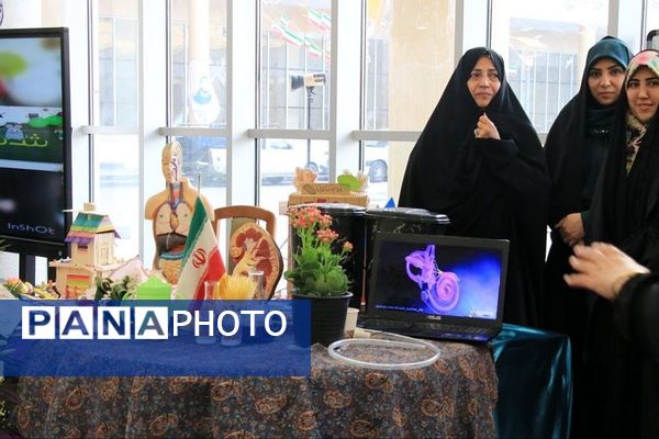 مراسم معلم سرآمد ۱۴۰۳ شهرستان‌های استان تهران و گرامیداشت مقام معلم در ایوان ری