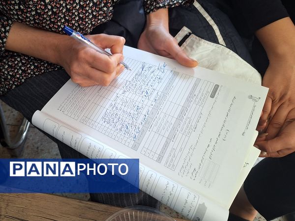 اولین جلسه انجمن اولیا و مربیان در آموزشگاه معارف ۶ شیراز 