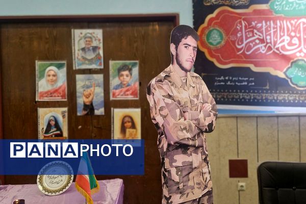 گرامیداشت ایام فاطمیه و هفته بسیج در مدرسه شهید همت؛ ادای احترام به فرهنگ ایثار و معلم شهید احمدرضا کمانی 