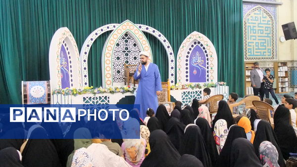 اختتامیه جشنواره تولید محتوا نماز و مسابقه عطر انتظار در امامزاده سیدجعفر یزد