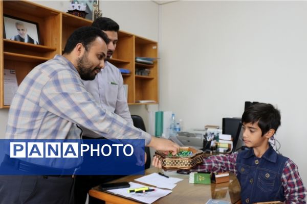 پویش پشتیبانی از جبهه مقاومت لبنان و فلسطین در اداره‌کل آموزش‌ و پرورش استان خراسان رضوی