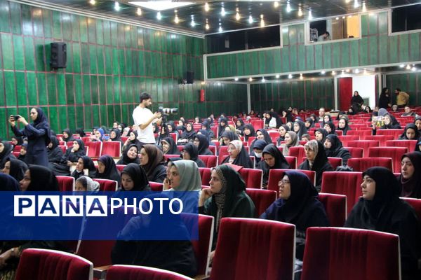 همایش معلمان جهادگر استان یزد